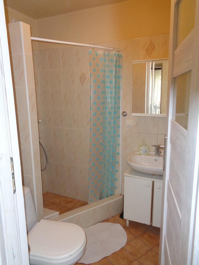 Uroczy Domek Z Ogrodem I Tarasem Myslenice Ngoại thất bức ảnh